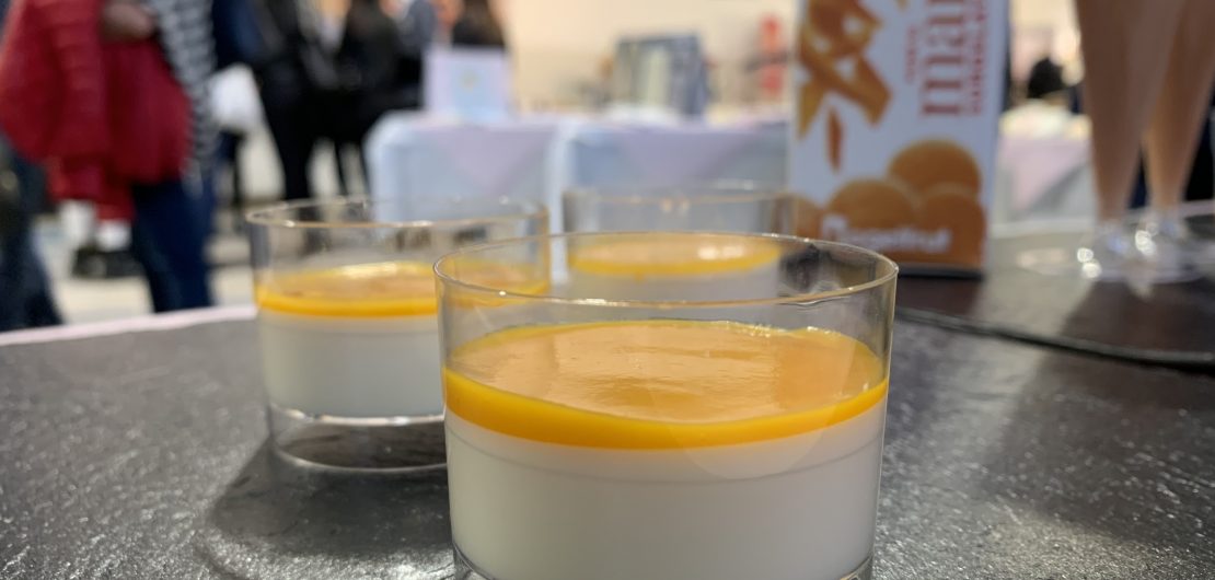 panna cotta al mango
