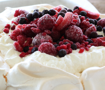 pavlova frutti di bosco