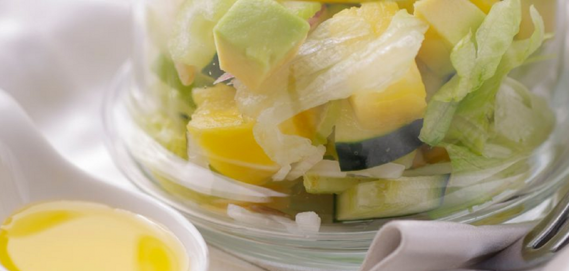insalata cuba con ananas e avocado